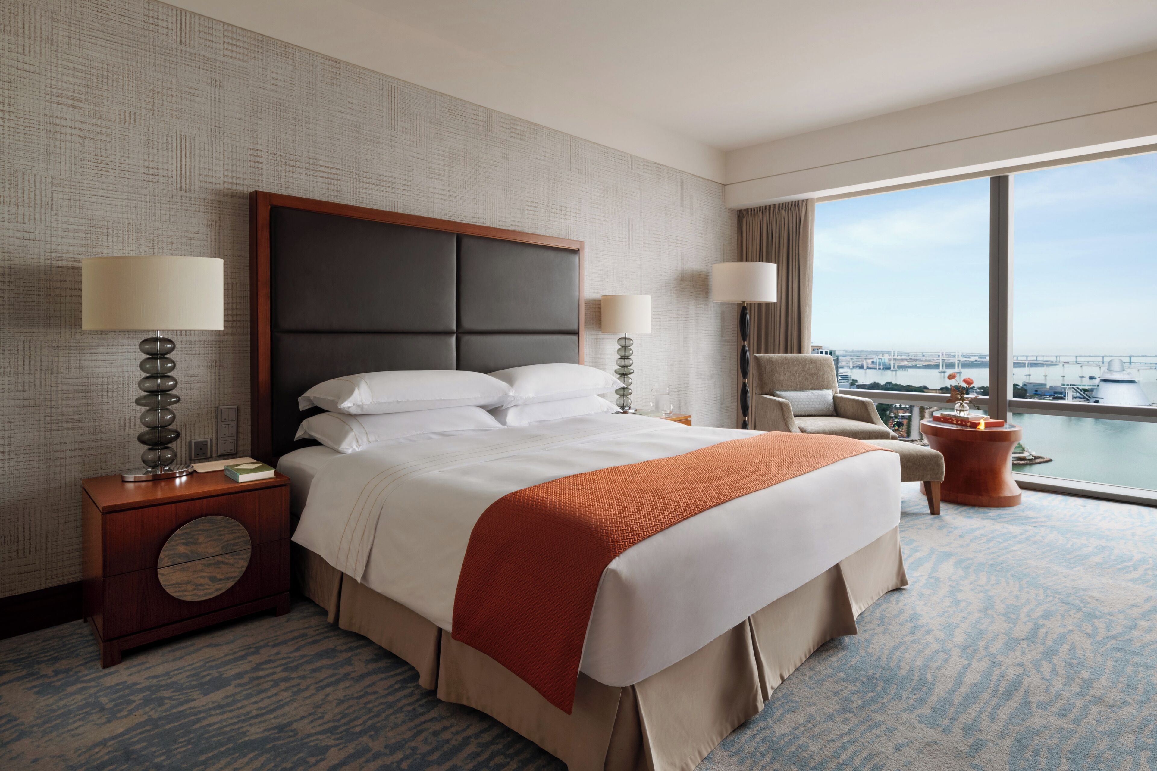 Premium bedding, down duvets, minibar, in-room safe