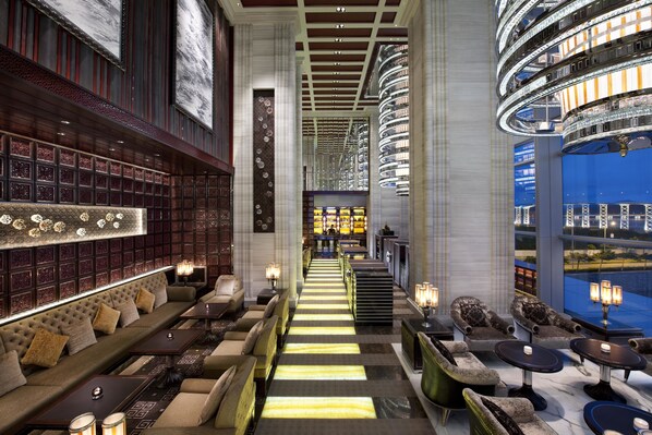 Bar (on property) - Mandarin Oriental, Macau (Macau)