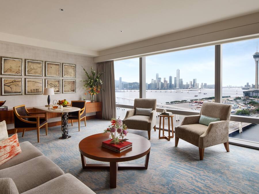 Deluxe Suite, 1 King Bed (Tower) | Living area | 42-inch plasma TV with cable channels, TV, DVD player