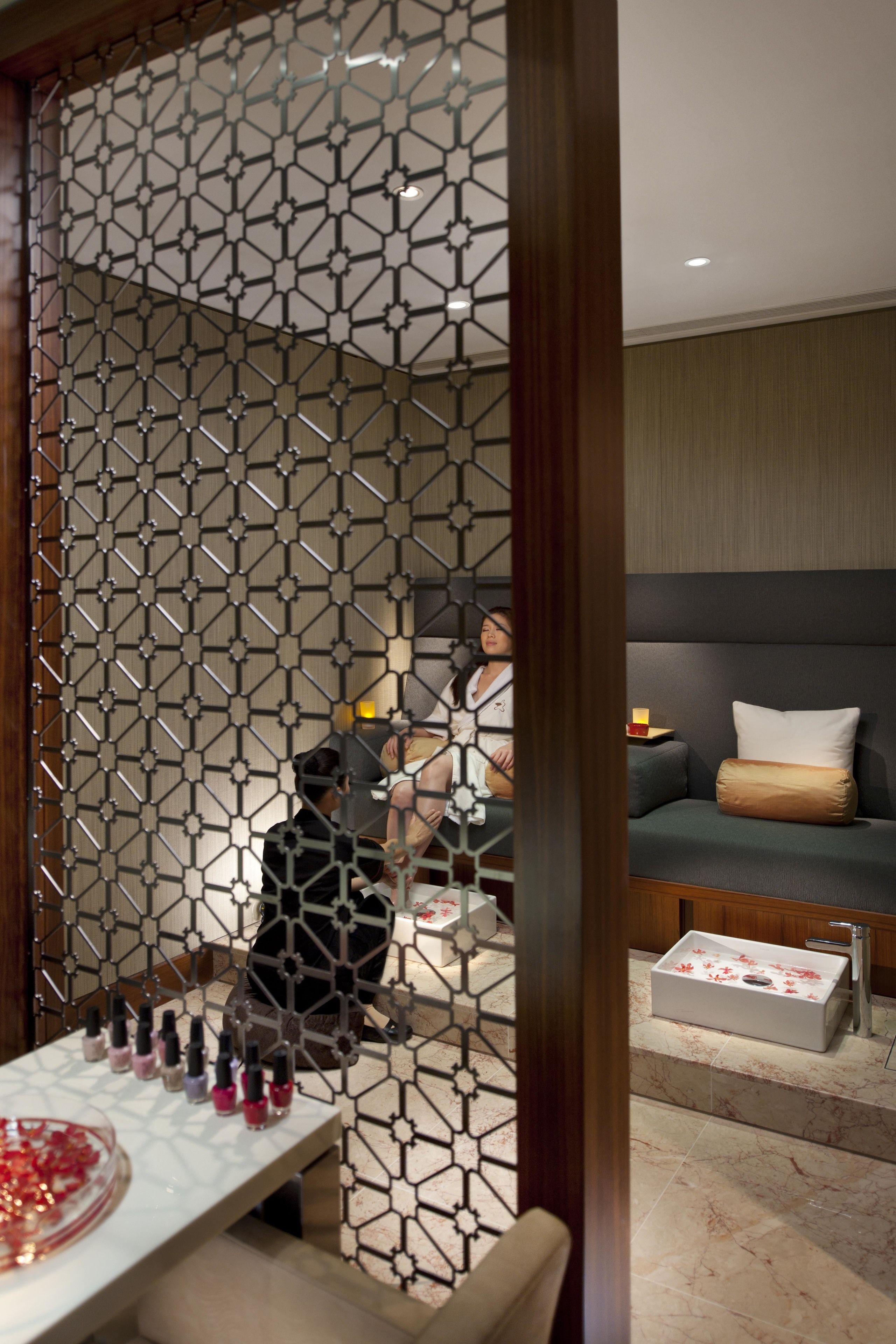 couples treatment room(s), sauna, hot tub, body treatments, aromatherapy