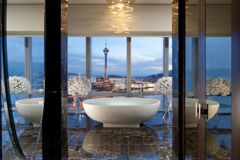 Mandarin Oriental, Macau