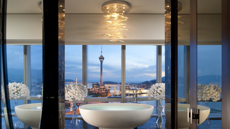 Mandarin Oriental, Macau