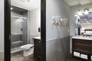 Towels - Chicago Getaway Hostel (Chicago)