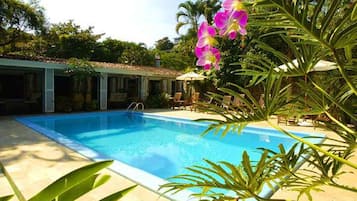Outdoor pool, sun loungers