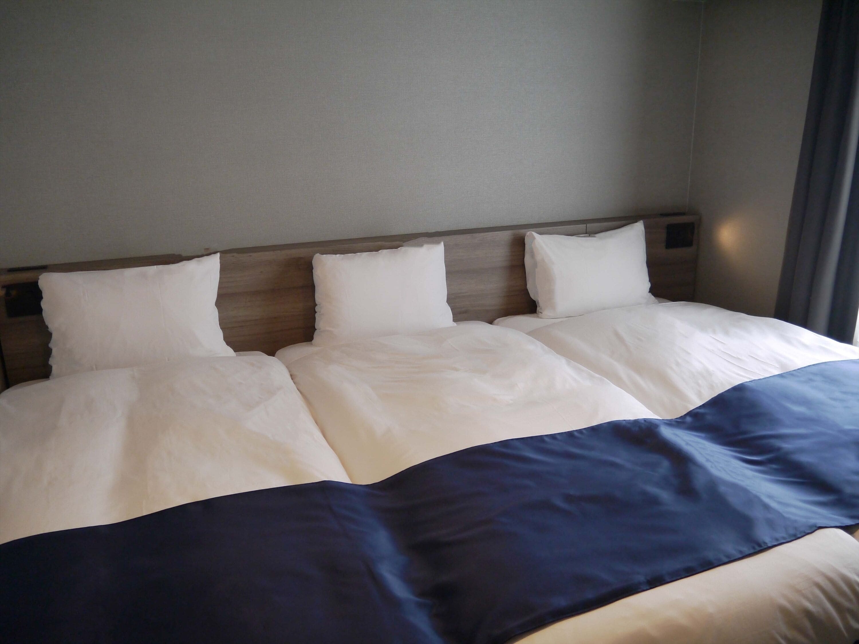 Premium bedding, down duvets, pillow-top beds, desk