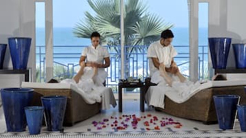 Sauna, hot tub, Turkish bath, body treatments, aromatherapy