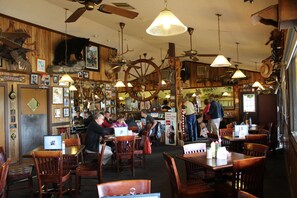 Lunch and dinner served