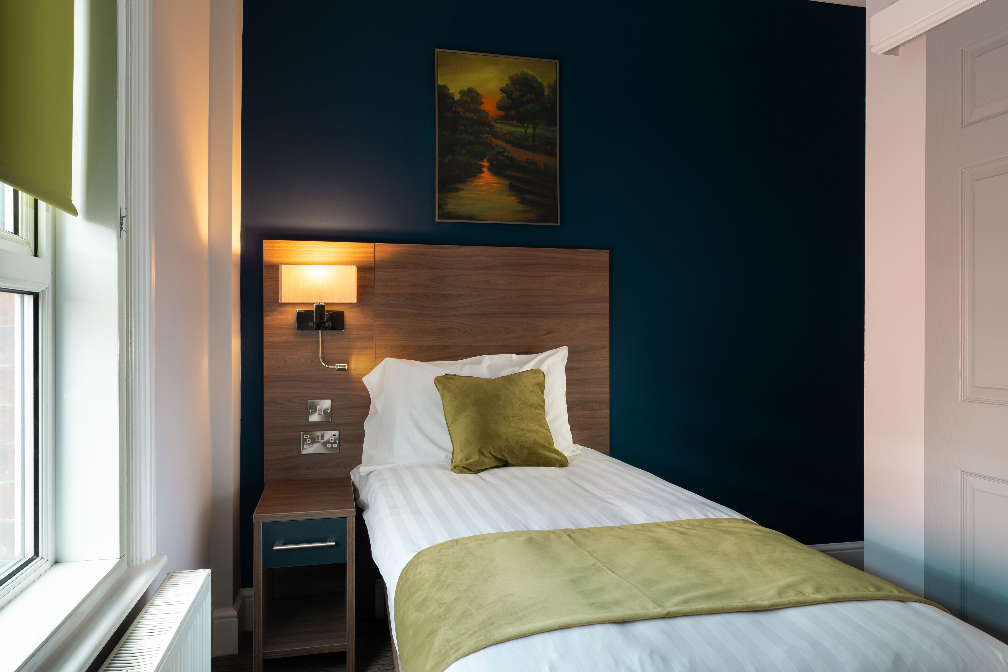 single room, private bathroom | 1 bedroom