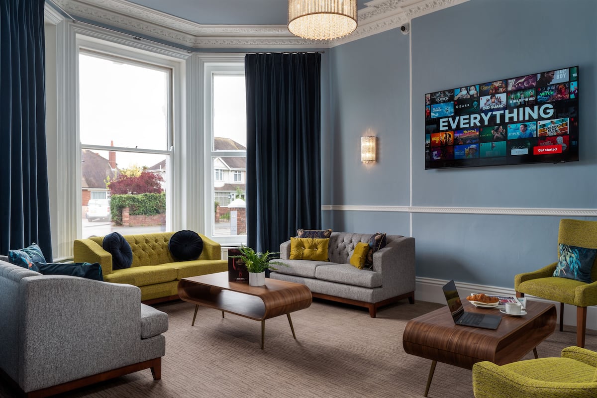 lounge