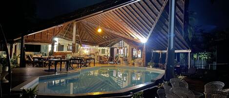 숙박 시설 구내