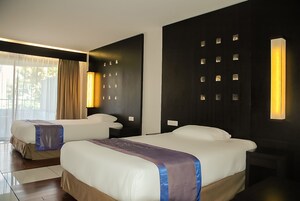 Twin Room, Standard, Mountain Side