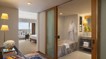 Tower Club Suite 3 Bedroom with Lounge | Premium bedding, free minibar items, in-room safe, desk