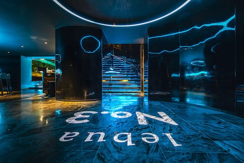 6 bars/lounges, rooftop bar