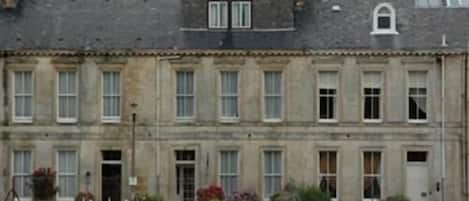 Chambre Simple, salle de bains commune | Extérieur