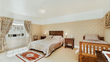 Suite, Ensuite (The Wisteria) | 1 bedroom