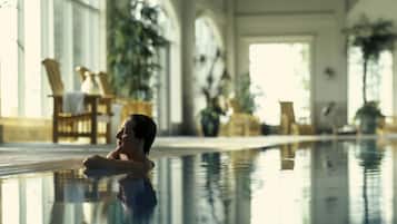 Indendørs pool