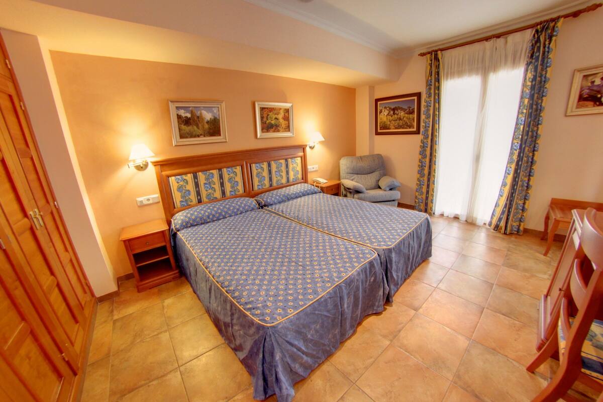 Superior Double Room (con bañera de hidromasaje ) | View from room