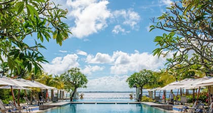 Crimson Resort and Spa Mactan