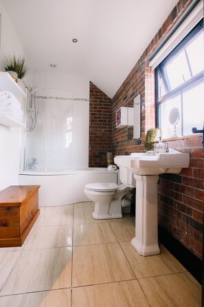 Apartment, mit Bad (The Barn- Self Catering) | Badezimmer