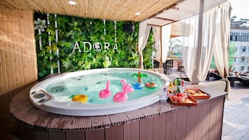 Se sirven desayunos, almuerzos y cenas