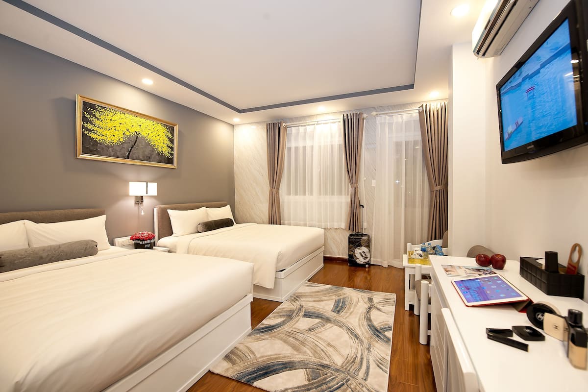 Minibar, in-room safe, desk, rollaway beds