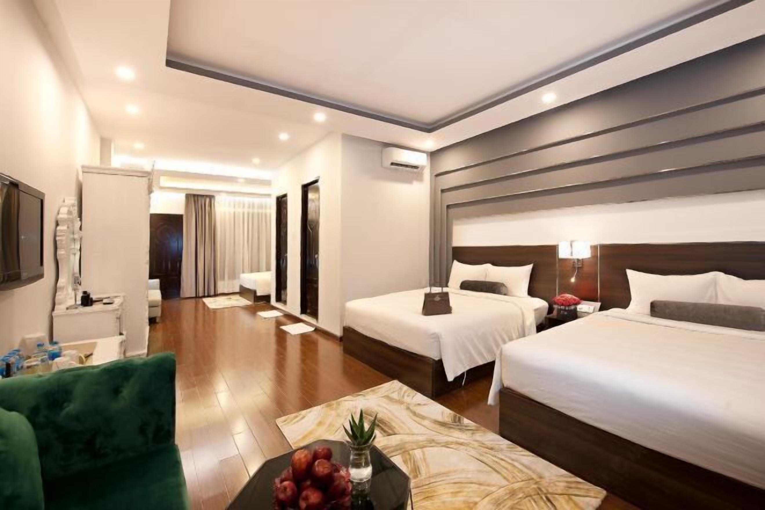 Minibar, in-room safe, desk, rollaway beds