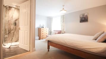 Habitación doble (Goose Lane) | Ropa de cama hipoalergénica y tabla de planchar con plancha