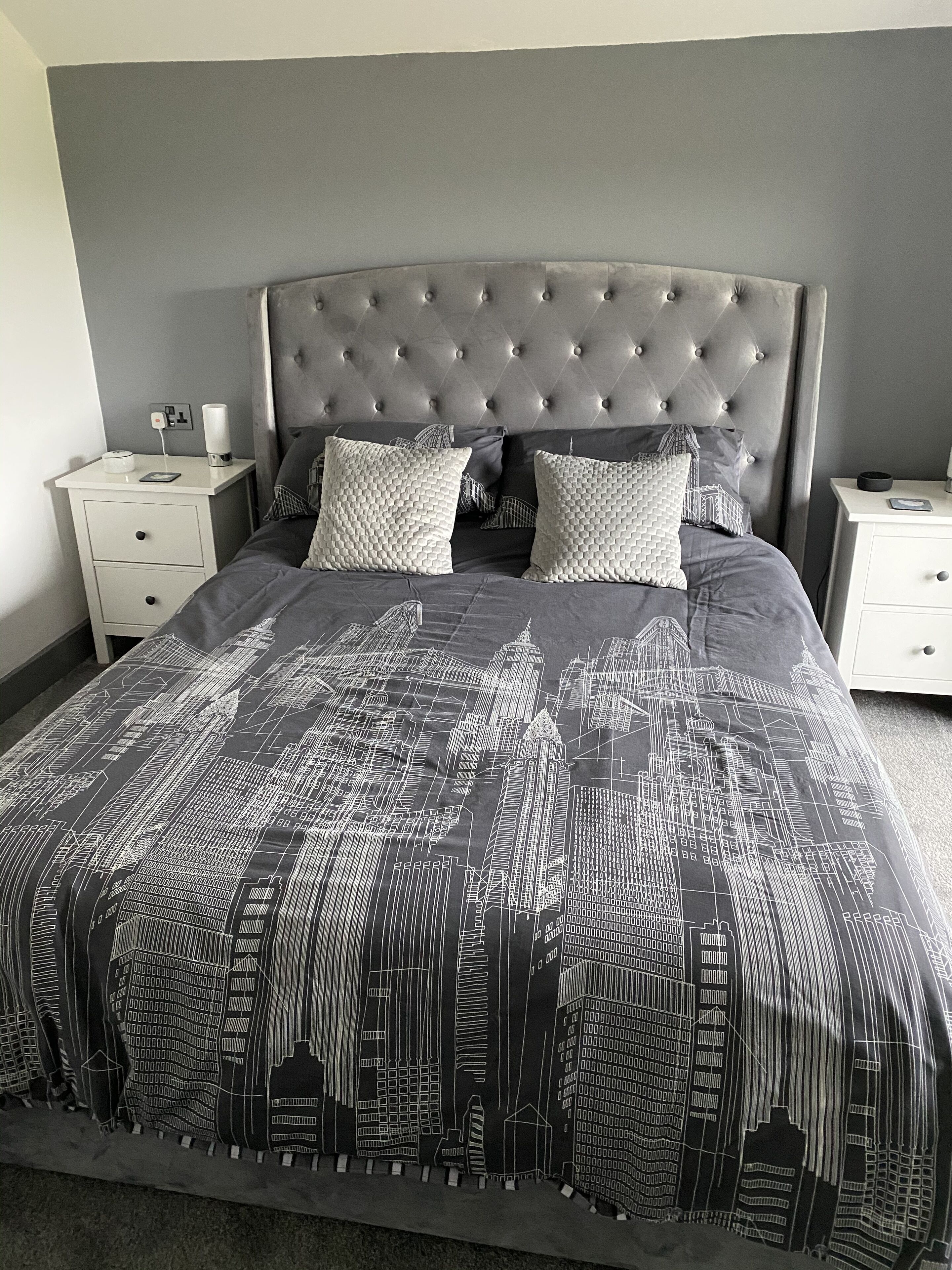 Doppelzimmer, mit Bad | Bügeleisen/Bügelbrett, kostenloses WLAN, Bettwäsche