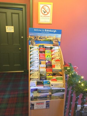 Check-in/check-out kiosk