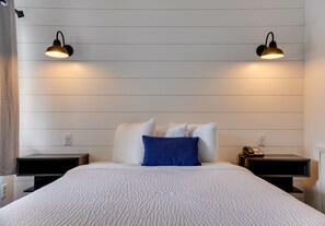 Rom – standard, 1 queensize-seng | Wi-fi (inkludert) og sengetøy