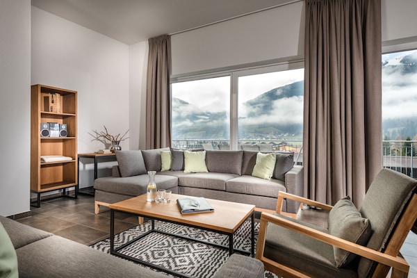 Apartment, Terrace, Mountain View (Alpine Royal) | Living area