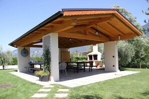BBQ/picnic area - Agritur La Cort (Arco)
