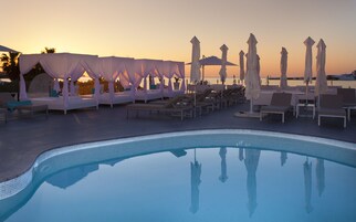 Outdoor pool, sun loungers