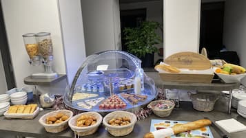 Daily buffet breakfast (EUR 12 per person)
