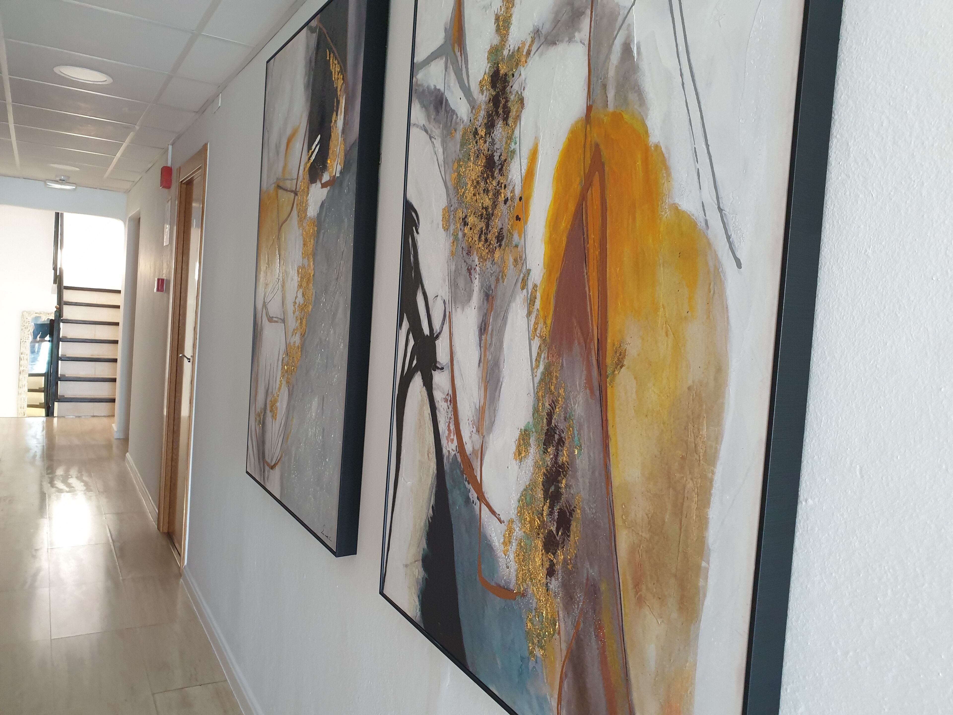 32-inch flat-screen tv with cable channels, tv, books