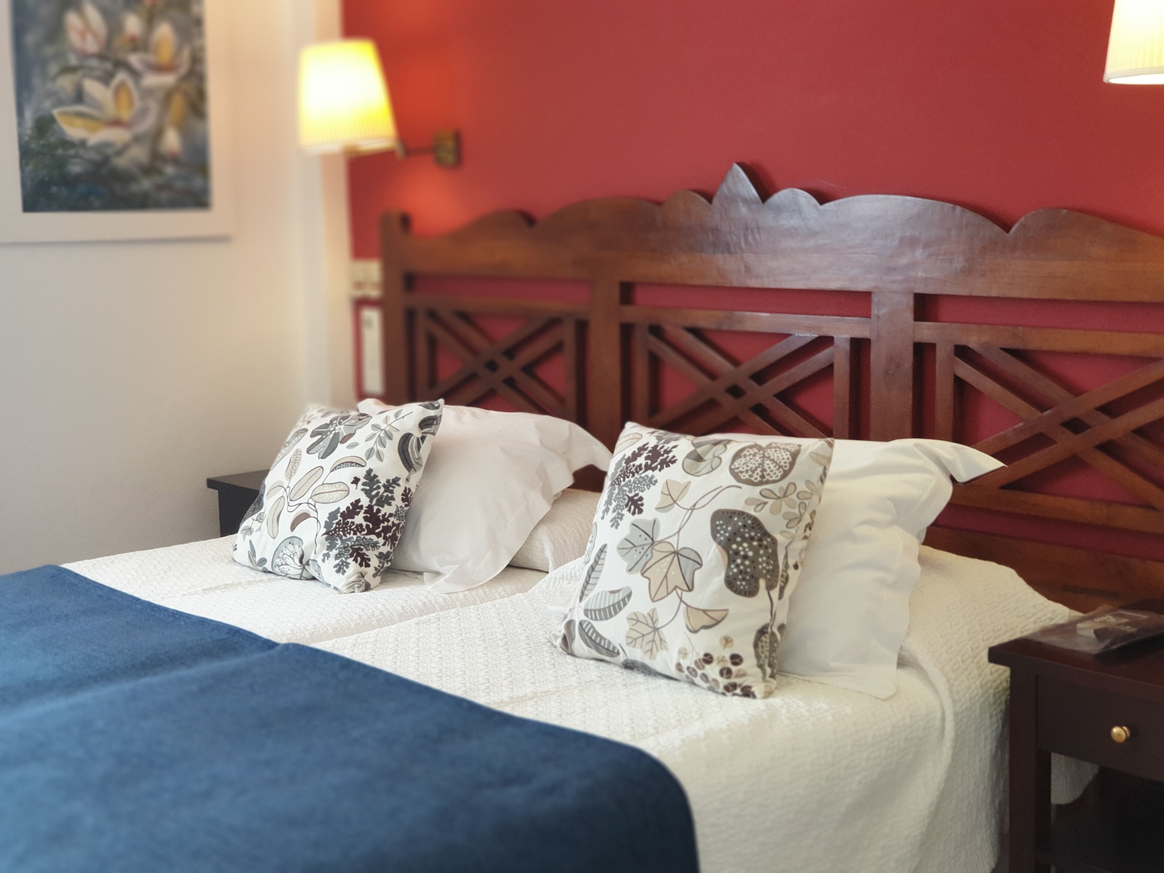 standard double room | pillow-top beds, minibar, in-room safe, individually decorated