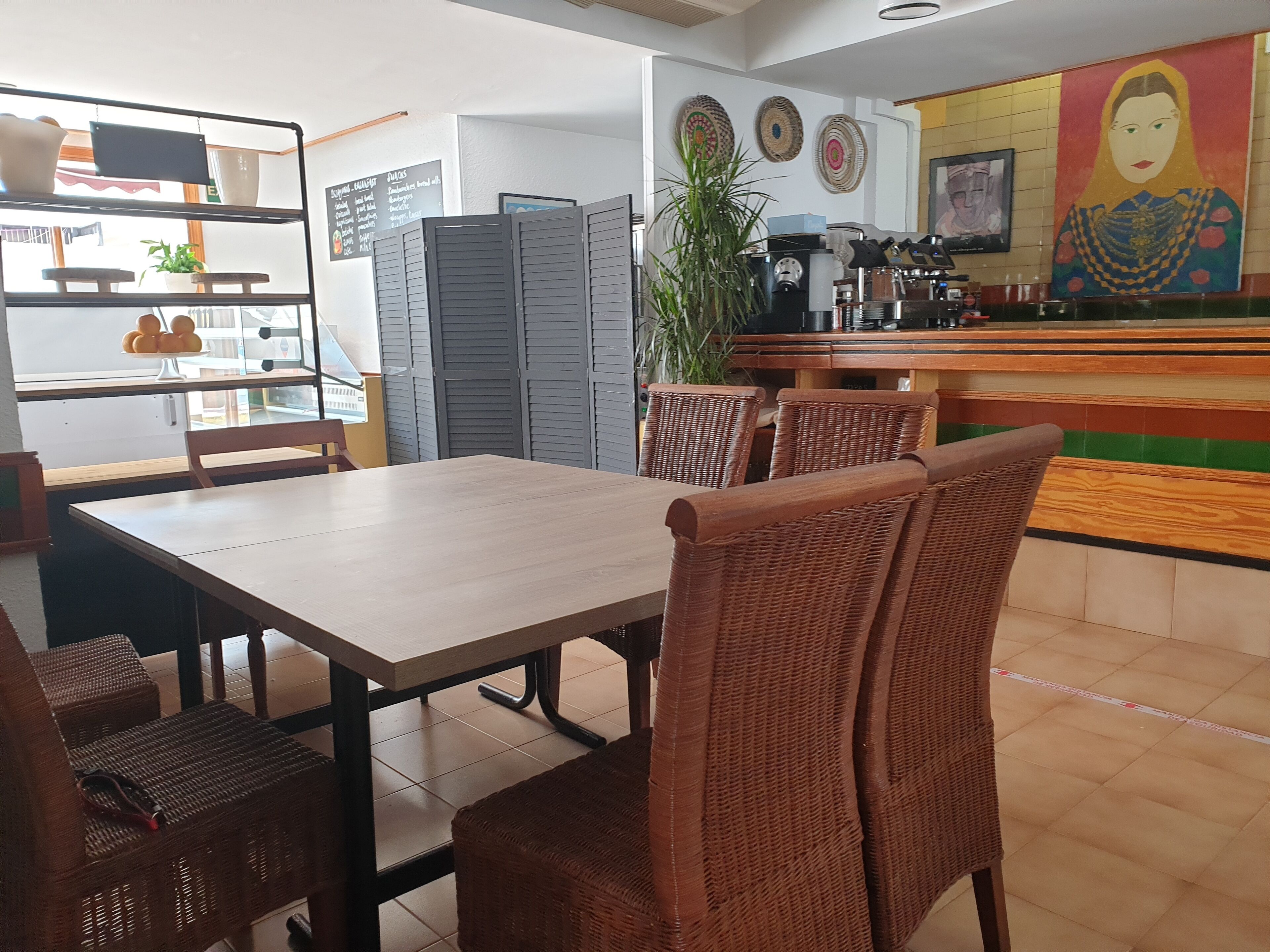 32-inch flat-screen tv with cable channels, tv, books