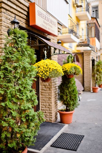 Sherborne ApartHotel