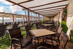 Beach bar