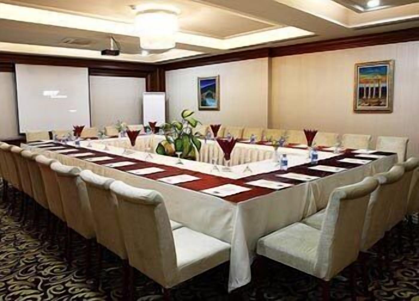 Foto - Tugcu Hotel Select