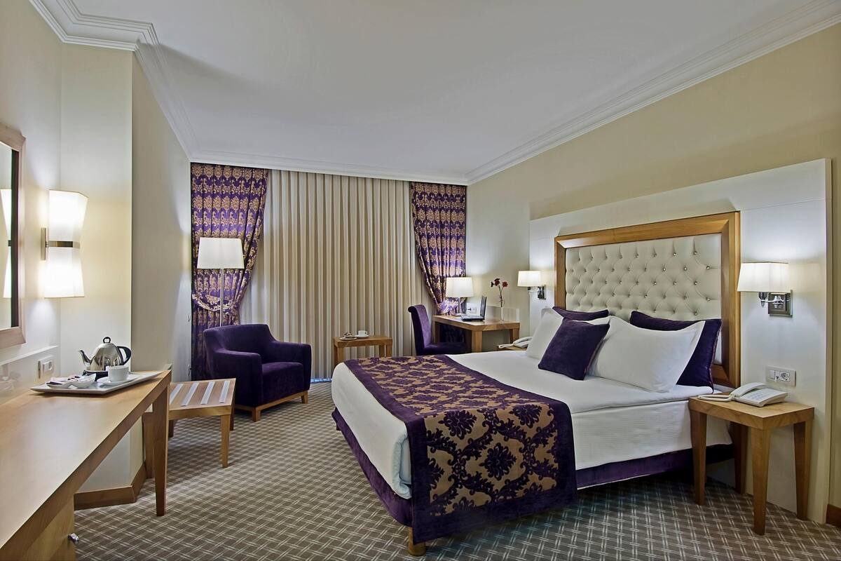 Ropa de cama de alta calidad y minibar