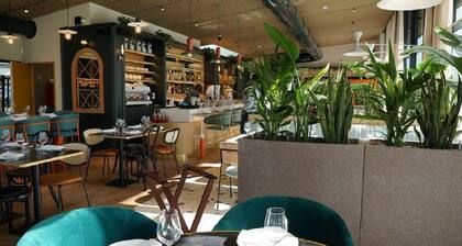 Hotel restaurant Saint James, The originals Boutique