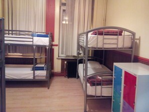 In-room safe, iron/ironing board, free WiFi - Hostel Louise (Brussels)
