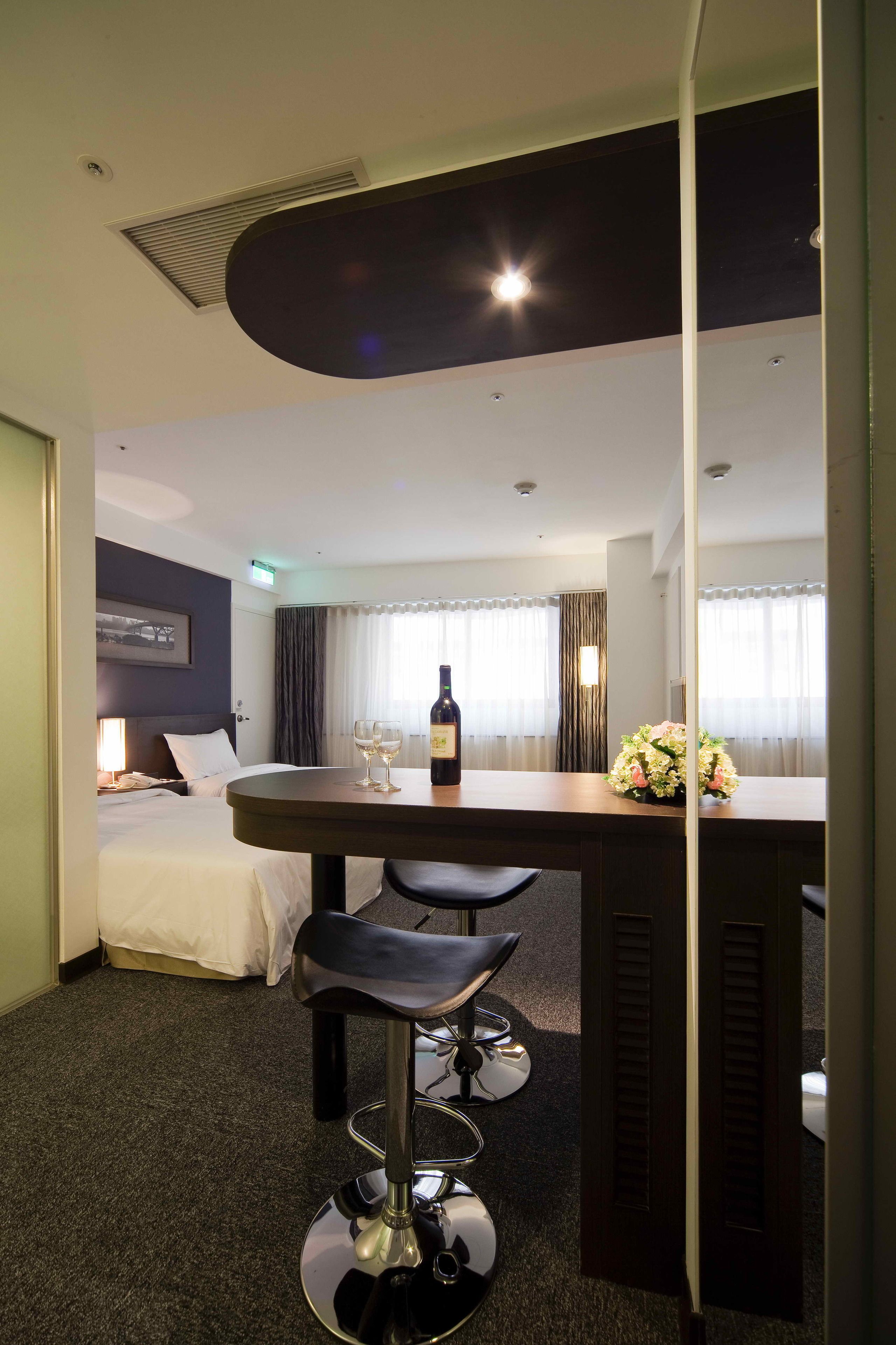 Habitación superior con 2 camas individuales | Minibar