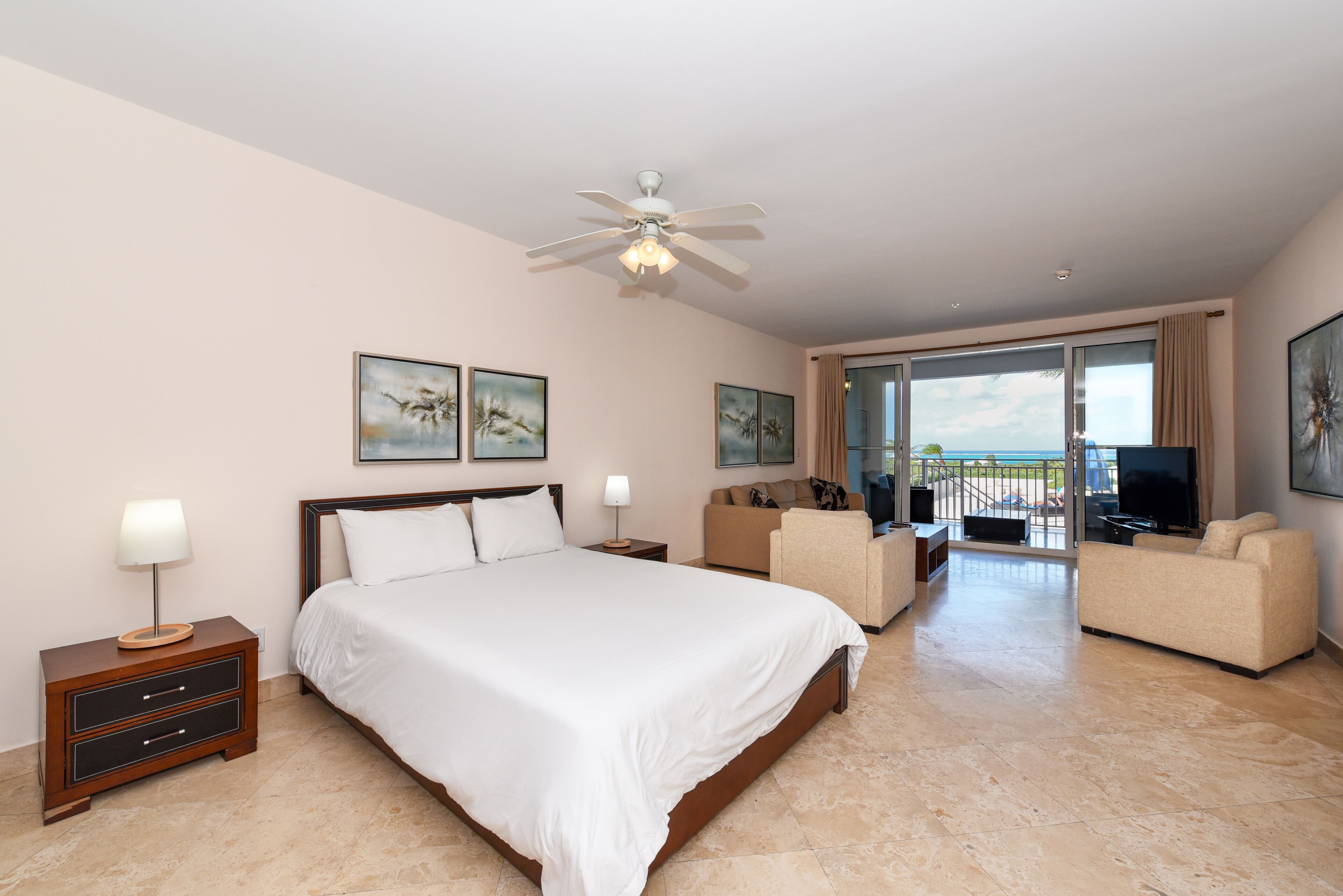 studio, 1 queen bed, ocean view | premium bedding, down duvets, pillow-top beds, in-room safe