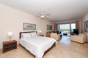 Studio, 1 Queen Bed, Ocean View | Premium bedding, down comforters, pillowtop beds, in-room safe - Hotel La Vista Azul (Providenciales)