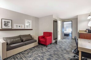 Suite, 1 Bedroom, Non Smoking | Premium bedding, pillowtop beds, in-room safe, individually furnished