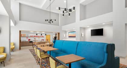 Hampton Inn & Suites New Castle