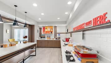 Free daily buffet breakfast