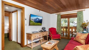 Värdeförvaringsskåp på rummet, individuell inredning och unika möbler